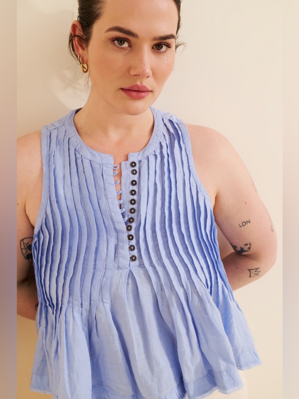 NWT Size XL - Anthropologie 100% Linen Pleated Top (NWT US$ 108) - Picture 4 of 15